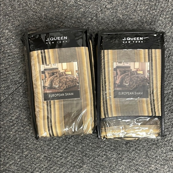 J. Queen New York European Sham Set Macy's NWT Gold Black lot of 2 Paisley - Picture 1 of 6